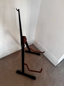 K&M Cello stand