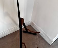 K&M Cello stand