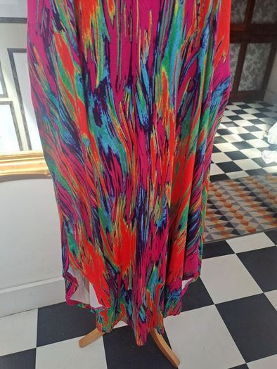 Maxi multicoloured summer dress with pockets