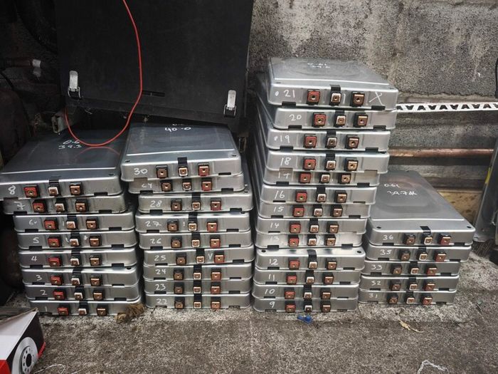 Nissan Leaf Battery Modules