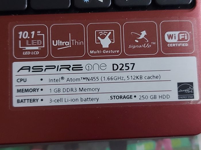 ACER Aspire One, Model D257, Intel Atom N455, 1.66GHz, 1 GB Ram, 250 GB HDD, Windows 7, 32 bit, firefox, Opera, Chrome