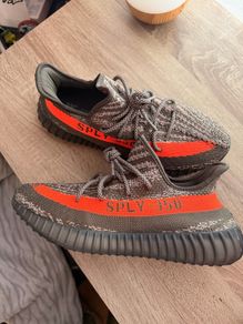yeezy 350 boost 'carbon beluga'