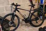 Giant Adults Bike