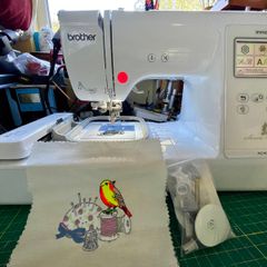 BROTHER Innov-is M240ED Embroidery Sewing machine - As new - Just serviced