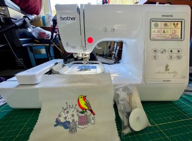 BROTHER Innov-is M240ED Embroidery Sewing machine - As new - Just serviced