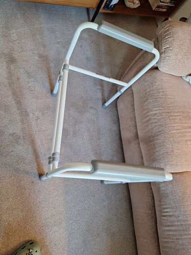 Toilet Frame