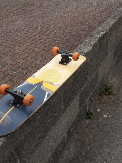Skateboard