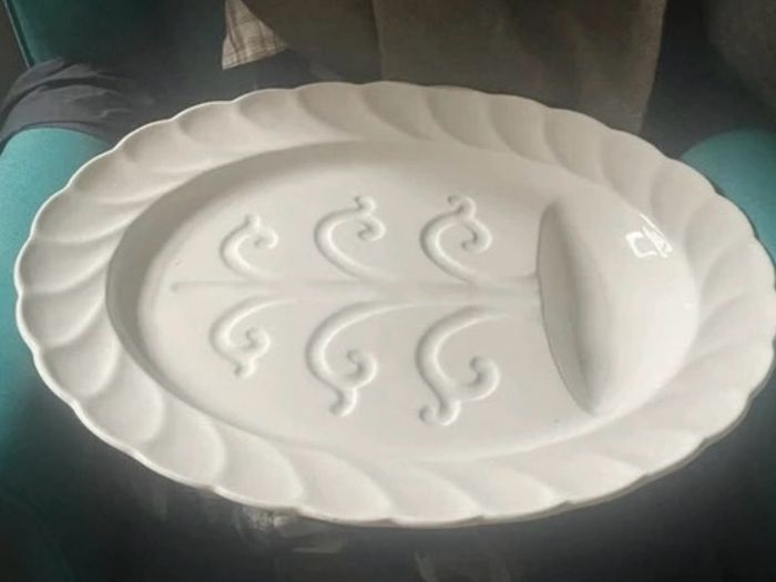 Heavyweight serving platter, immaculate condition