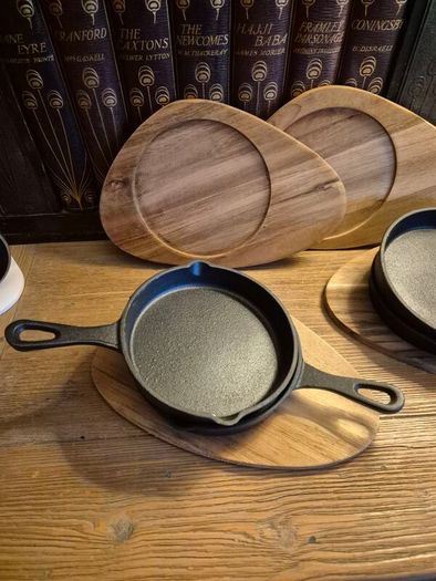 Cast Iron Mini Skillet Set with Wooden Serving Boards (Set of 4)