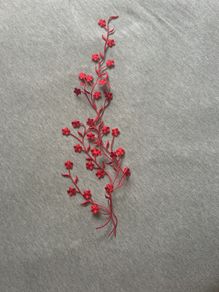 Clothing decoration-red flowers