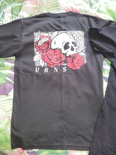 Vans tops