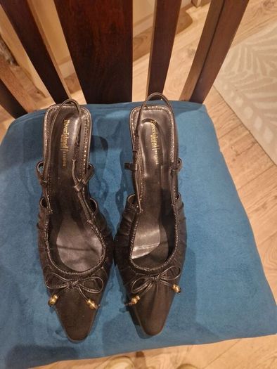 River Island slings black