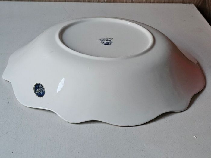 Aynsley PEMBROKE Center Serving Bowl