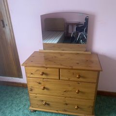Chest of Drawers with Mirror