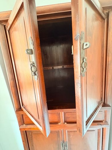 Chinese Cabinet