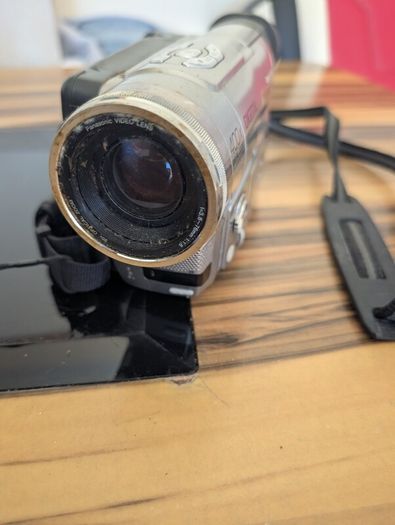 Panasonic nv-ds11 digital camera for parts