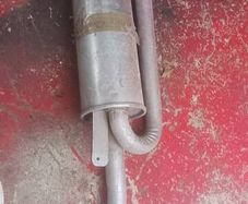 Peugeot 305 exhaust and bonnet