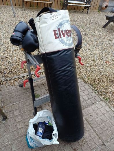 Large Elverys Boxing Bag, Gloves & Belt