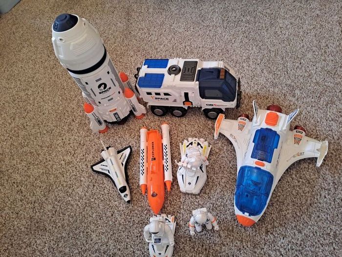 Brand new never used Space set collection for sale.