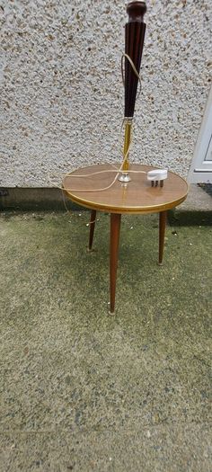 1960s /70s french art deco table floor lamp ,working,,used nice condition,3 legs veneer, see pictures for condition ,buyer collects, sold as seen,freestanding.