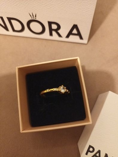 pandora ring gold 925 ring with gem detail