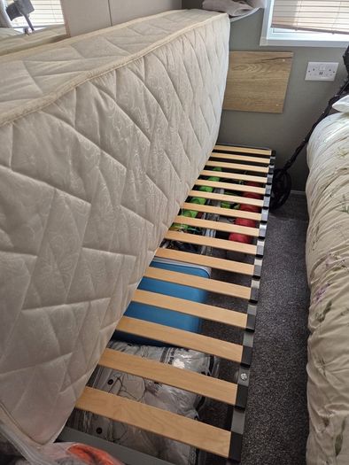 Mattress and bed mobile home