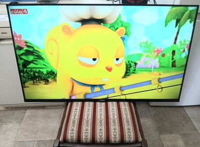 New Telefunken 43 inch smart hdmi borderless tv.