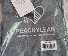 BNWT Peachylean Leggings