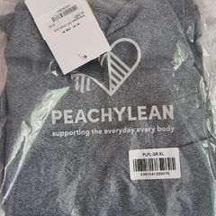 BNWT Peachylean Leggings