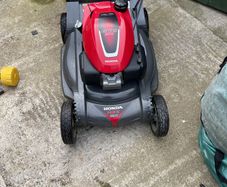 Honda lawnmower