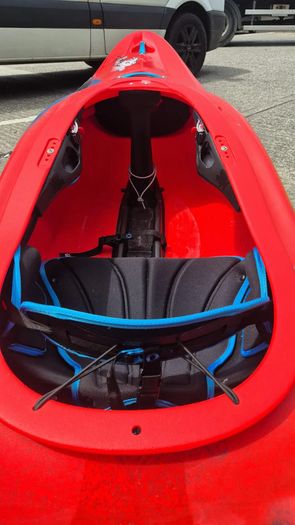 Used Large Pyranha Scorch Kayak