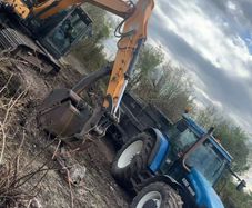 digger for hire with driver