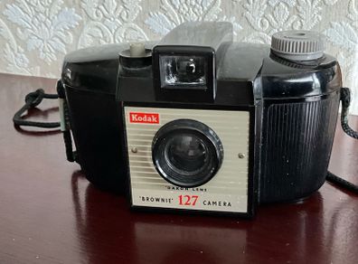 Vintage Kodak 127 Brownie Camera with Drakon Lens