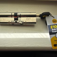 Yale anti snap 3 star Euro double cylinder 45:50 95mm
