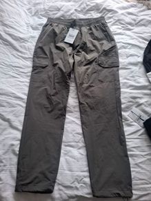 Relaxed fit Nylon Cargo pants in Grey /Medium