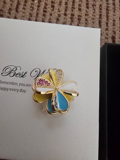 Brand New Excellent Quality Earring