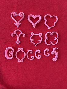 cake decorating tools