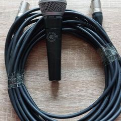 shure SM58 microphone