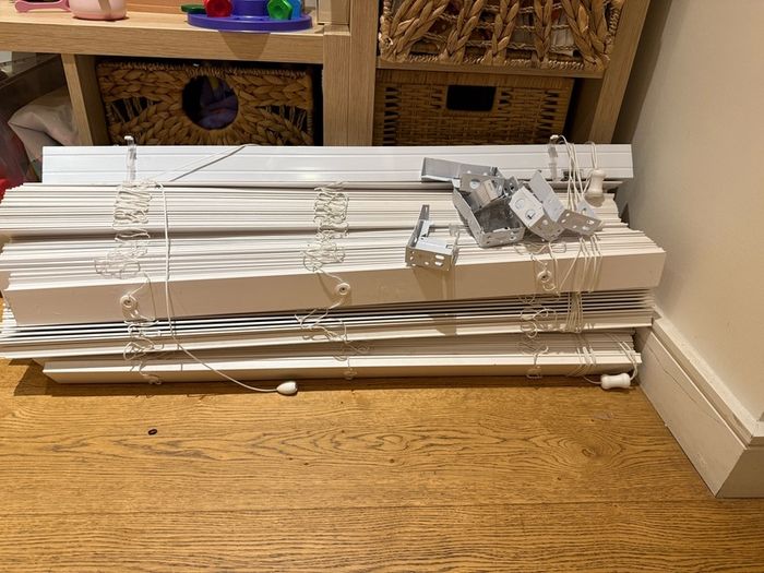 wooden venetian blinds