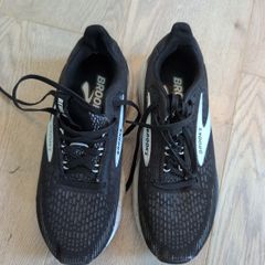 Brooks runners uk 6 black