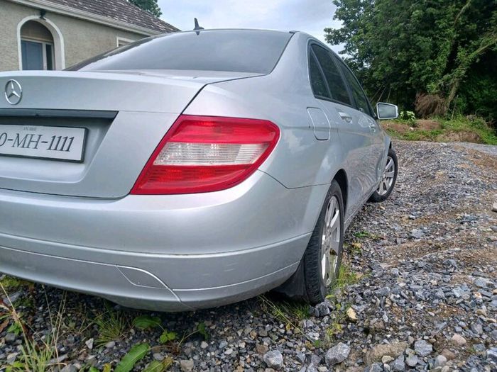 Mercedes C200