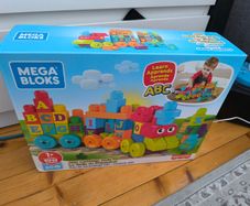 Mega Bloks ABC Learning Train (60 Pieces)