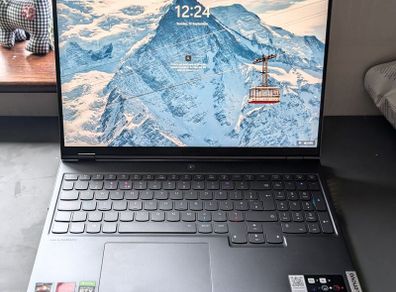 Lenovo Legion 7 - Laptop