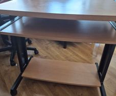 Computer desk