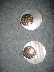 Vintage Shell Ear Rings