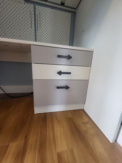 In great condition - Ikea Smastad Loft Bed with Desk