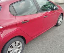 Peugeot 208 2013