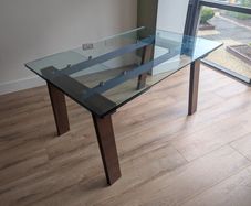 Calligaris Lavente glass dinning table