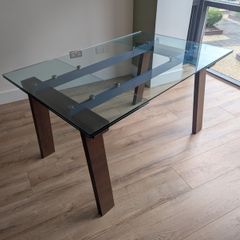 Calligaris Lavente glass dinning table