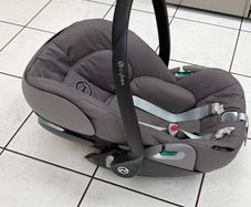 Cybex Cloud Z2 i Size Car Seat + Base Z2 Rotating ISOFIX Base